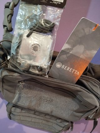 Chaleco táctico nuevo Beretta + regalo