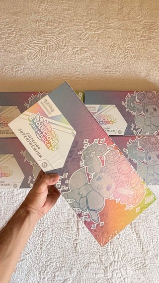 Colección Super Premium Evoluciones Prismáticas