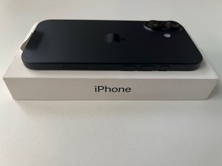 iPhone 16 - 256 GB - Negro (Nuevo a estrenar)