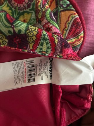 Bolso Desigual multicolor y rojo niña
