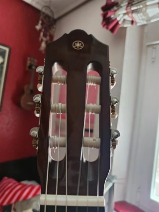 Guitarra Española Yamaha C40+Funda