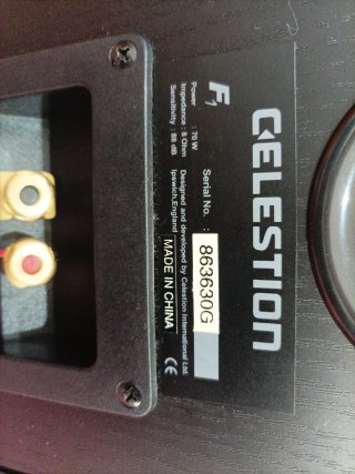 Altavoces Celestion F1 Negros