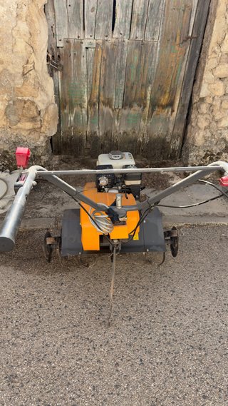 Mula Mecánica  ESTA EN TORRALBA CUENCA