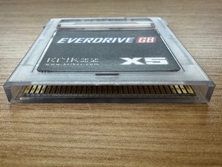 EverDrive GB X5 Flashcart Krikzz para GameBoy