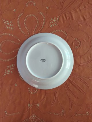 Plato decorativo floral azul y dorado