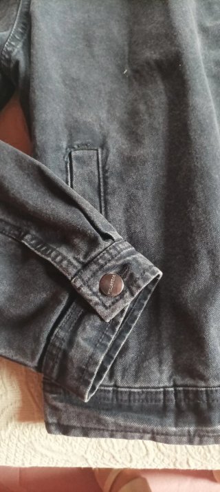 Cazadora Pull&Bear gris talla M