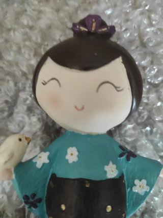 Figura Resina Amiko Spirit Muñeca Japonesa