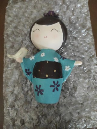 Figura Resina Amiko Spirit Muñeca Japonesa