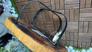 Mesa baja artesanal de madera