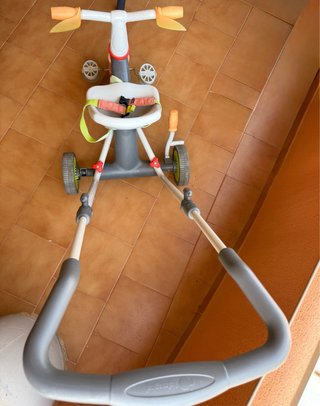 Triciclo para bebé