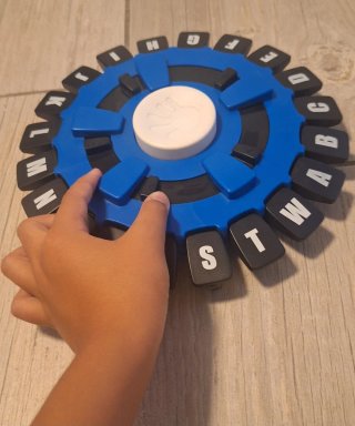 Juego de mesa de rapidez con letras