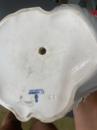 Figura Lladro Durmiendo con Cesta