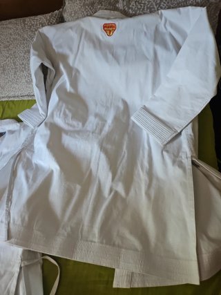 Karategui Punok Gold Talla 5