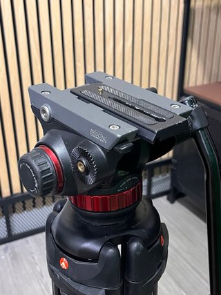 Trípode Manfrotto Profesional | Rótula Fluida