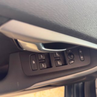 Volvo V40 D2