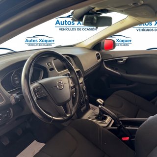 Volvo V40 D2