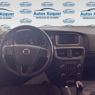 Volvo V40 D2