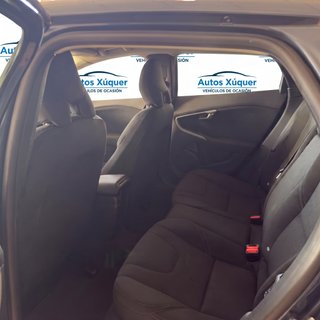 Volvo V40 D2