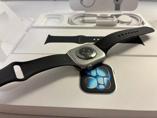 Apple Watch Series 11 46mm Space Gray