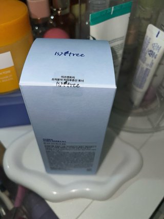 ISNTREE Ultra-Low Molecular Hyaluronic Acid Toner