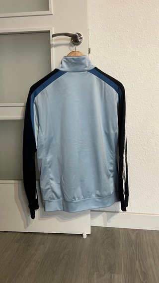 Chaqueta Adidas Azul y Negra