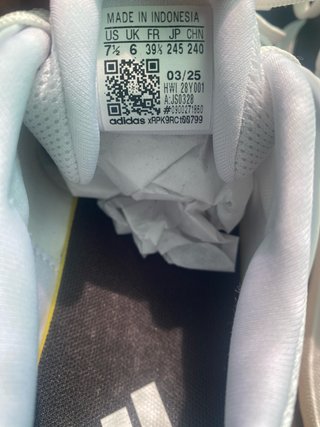 Adidas Ultradream DNA Talla 39 1/3 Nuevas Original