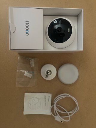 Noorio Spotlight Cam B200 Wire-Free