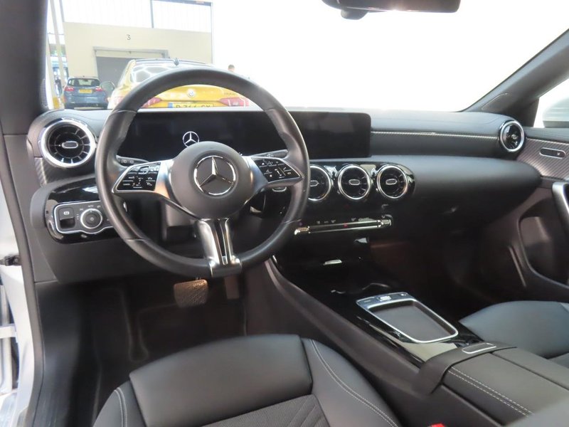 Mercedes-Benz CLA 180 SHOOTING BRAKE (X118) 2023, foto 4