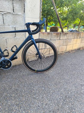Bicicleta de carretera Berria Belador 8.2
