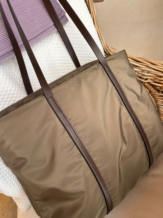 Bolso de hombro verde oliva/caqui