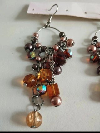 Conjunto de bisutería collar, anillo y pendientes