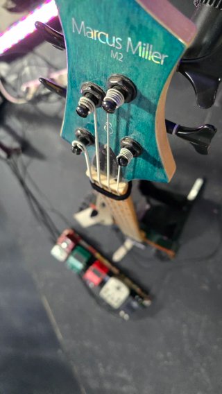 Bajo Eléctrico 4 Cuerdas Marcus Miller