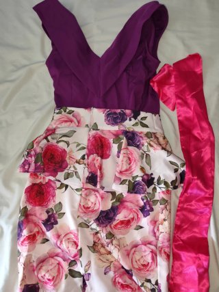 Conjunto Top Queen Falda y Blusa Talla M