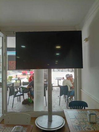 TV Samsung 75 poco uso