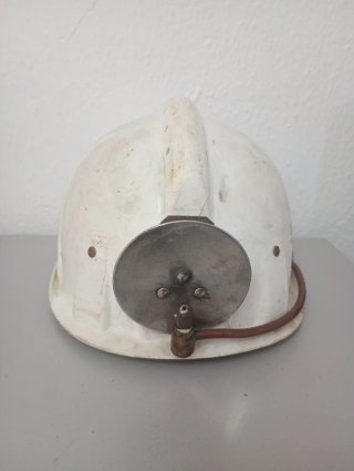 Casco y carburero espeleología