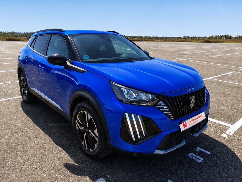 Peugeot 2008 2024, foto 2