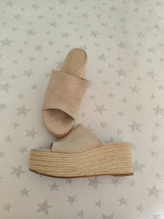 Sandalias Beige Plataforma