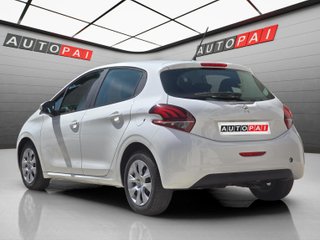 Peugeot 208 1.6 BlueHDI 75cv. ACCESS