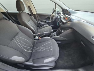 Peugeot 208 1.6 BlueHDI 75cv. ACCESS