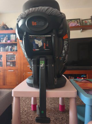 Silla coche BeSafe gris