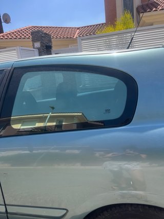 Nissan Almera 2001