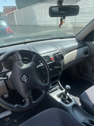 Nissan Almera 2001
