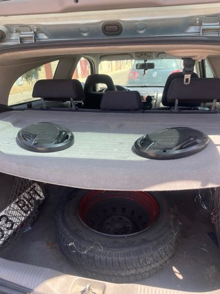 Nissan Almera 2001