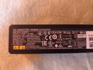 Cargador Fujitsu FMV-AC342B