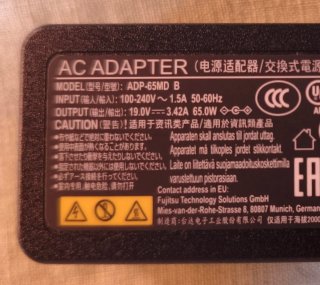 Cargador Fujitsu FMV-AC342B