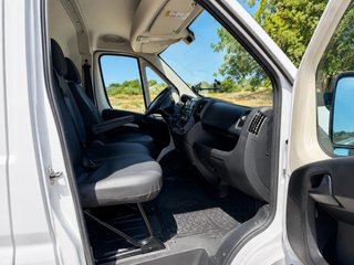 PEUGEOT BOXER L2H2 – 2022 – 165 CV – SOLO 70.000 K
