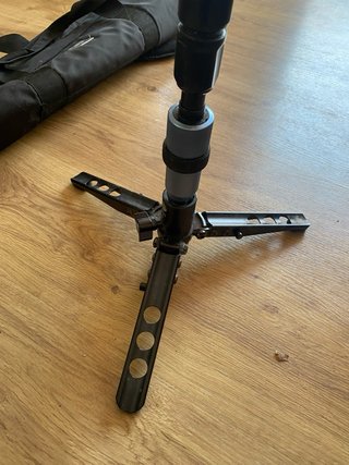 Monopie Sirui P204S + Cabeza Manfrotto 701HDV