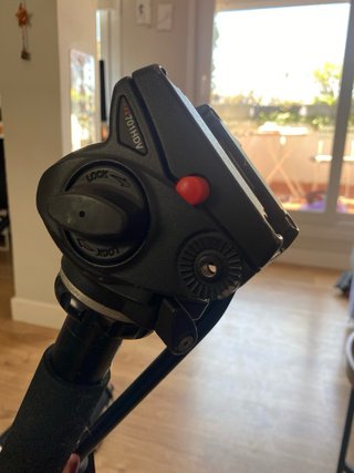 Monopie Sirui P204S + Cabeza Manfrotto 701HDV