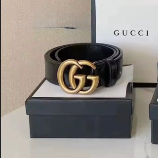 Cinturón Gucci Negro Hebilla GG Dorada
