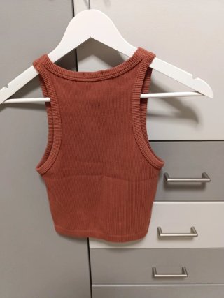 Camiseta Corta Stradivarius color Teja Talla XS